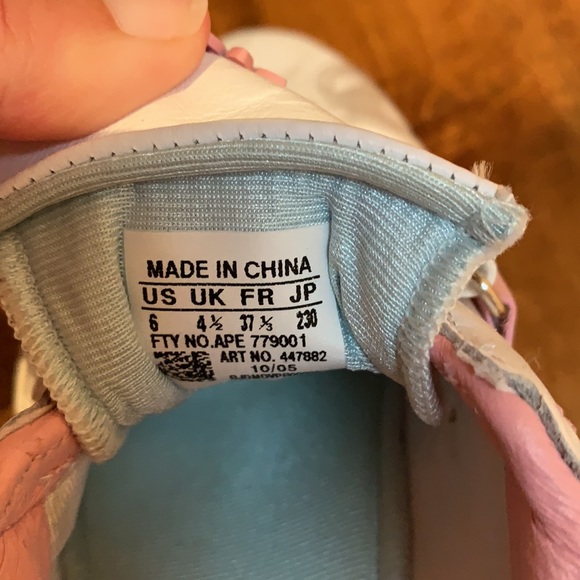 Adidas Women’s Apollo Sneakers - Picture 9 of 9